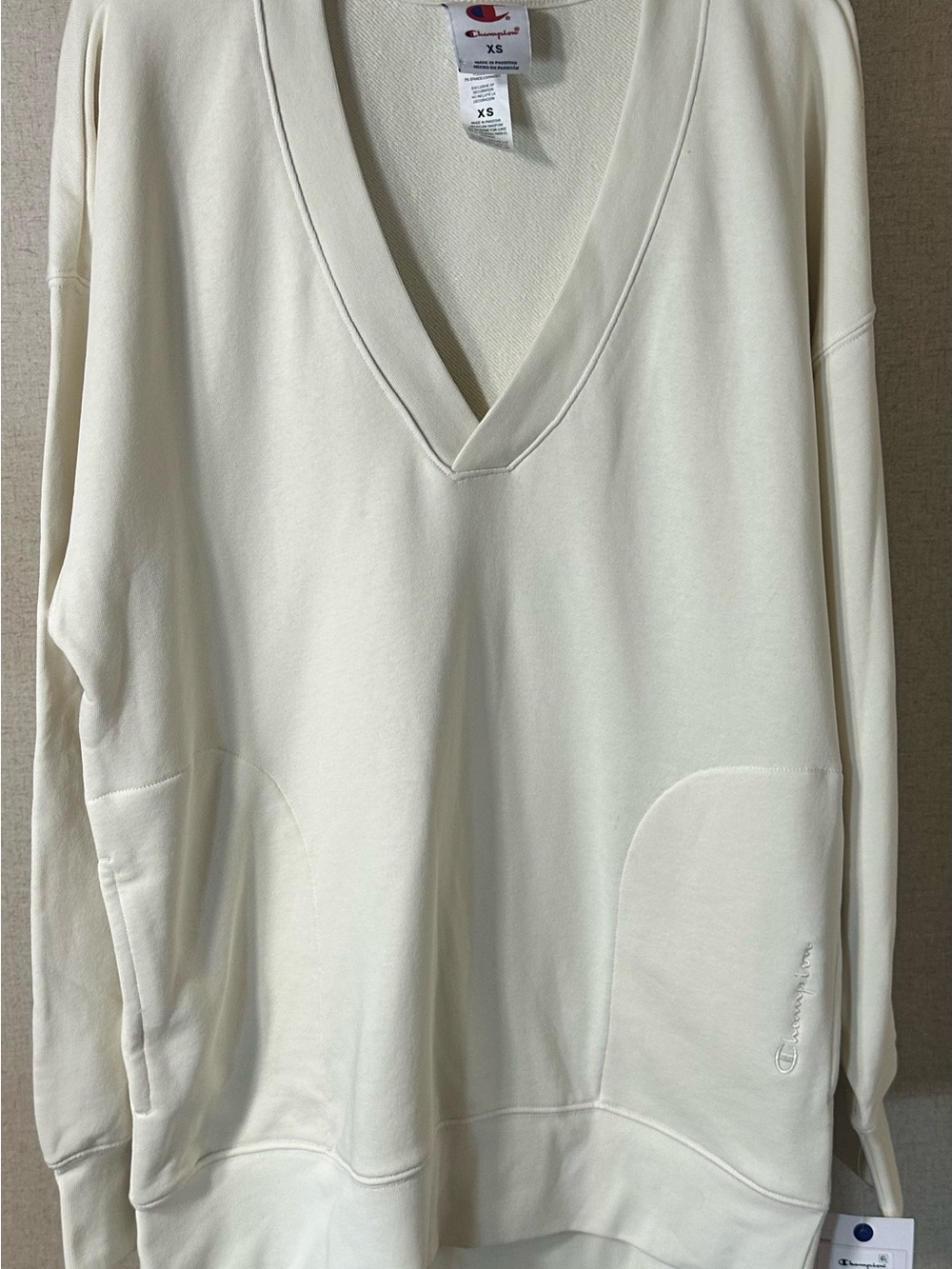 Champion Women's V-Neck Pullover Sweatshirt in Cream